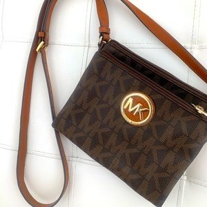 Michael Kors Criss Body